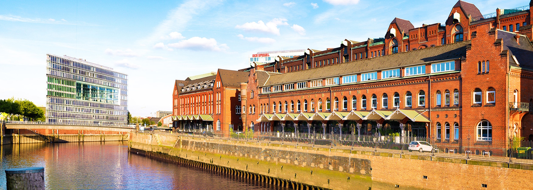 Ehemaliges_Hauptzollamt_Aussenansicht_komplett_Tag_©NORD EVENT GmbH_1750x625.jpg Ehemaliges_Hauptzollamt_Aussenansicht_komplett_Tag_©NORD EVENT GmbH_1750x625.jpg